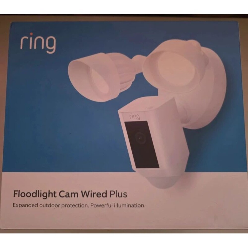 Ring floodlight cam plus